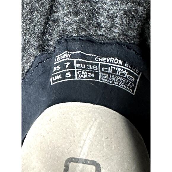 Hey Dude Gray Denny Chevron Blue Slip-on Lightweight Women's Booties Size 7 NWT - Picture 6 of 8